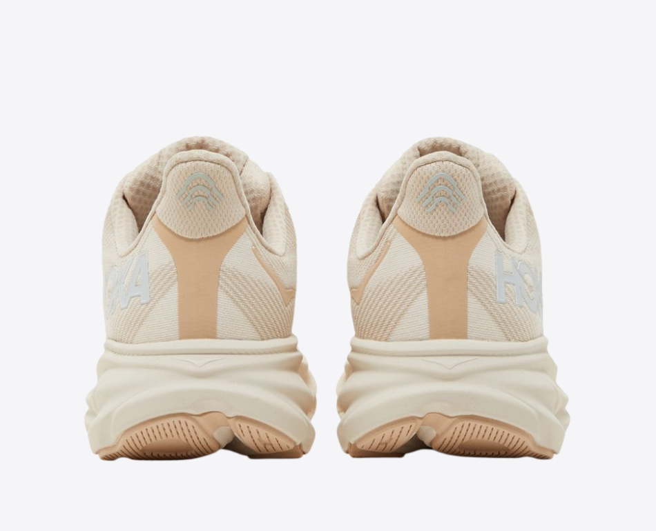 Clifton 9 Sneakers Beige